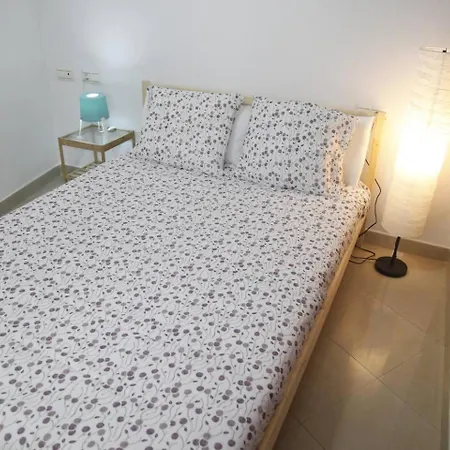 Fantastico Piso, Junto A Playa Y Pleno Centro