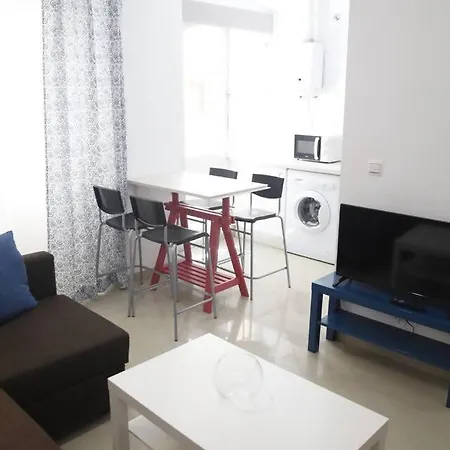 Fantastico Piso, Junto A Playa Y Pleno Centro Appartement *