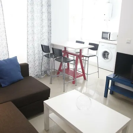 Fantástico Piso, Junto Al Teatro Falla Y A La Playa Apartamento *